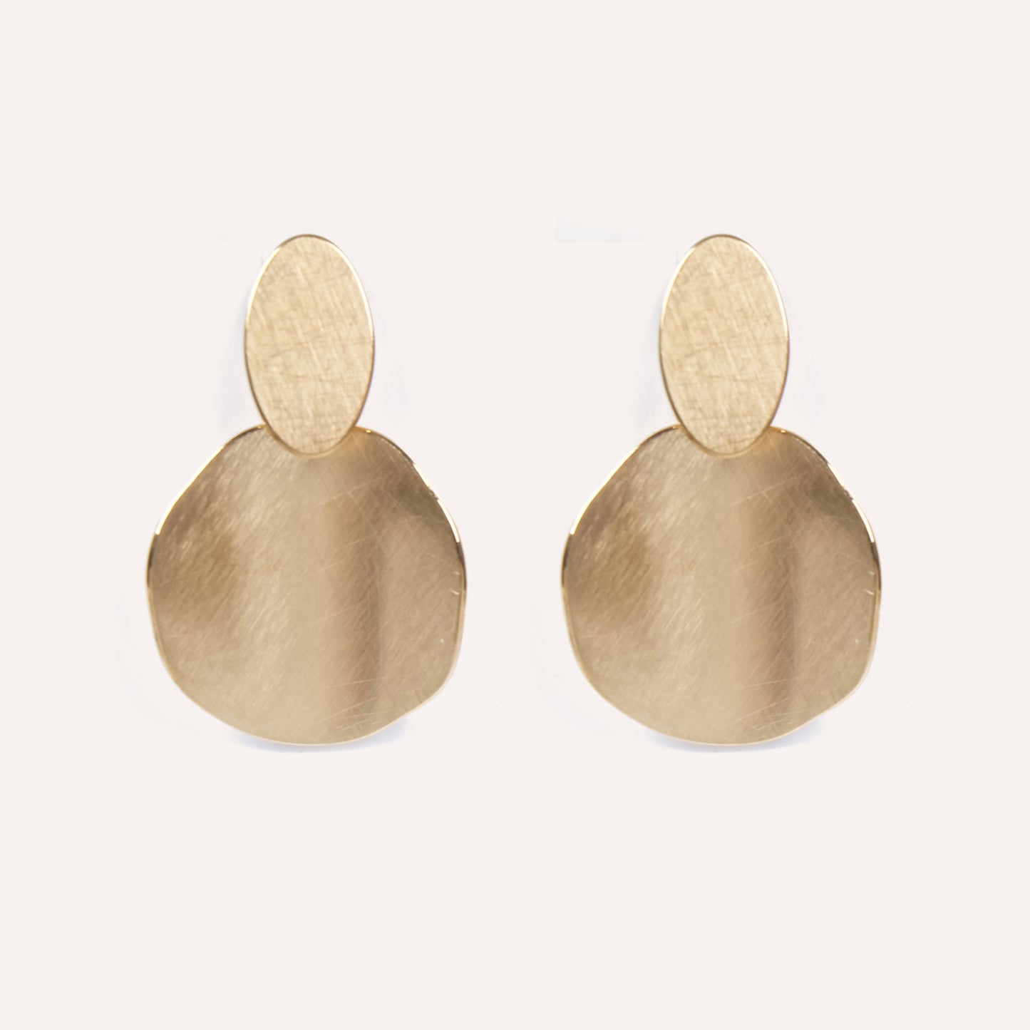 Pendientes Ovalo y Circulo Colgante con Baño de Oro Mate