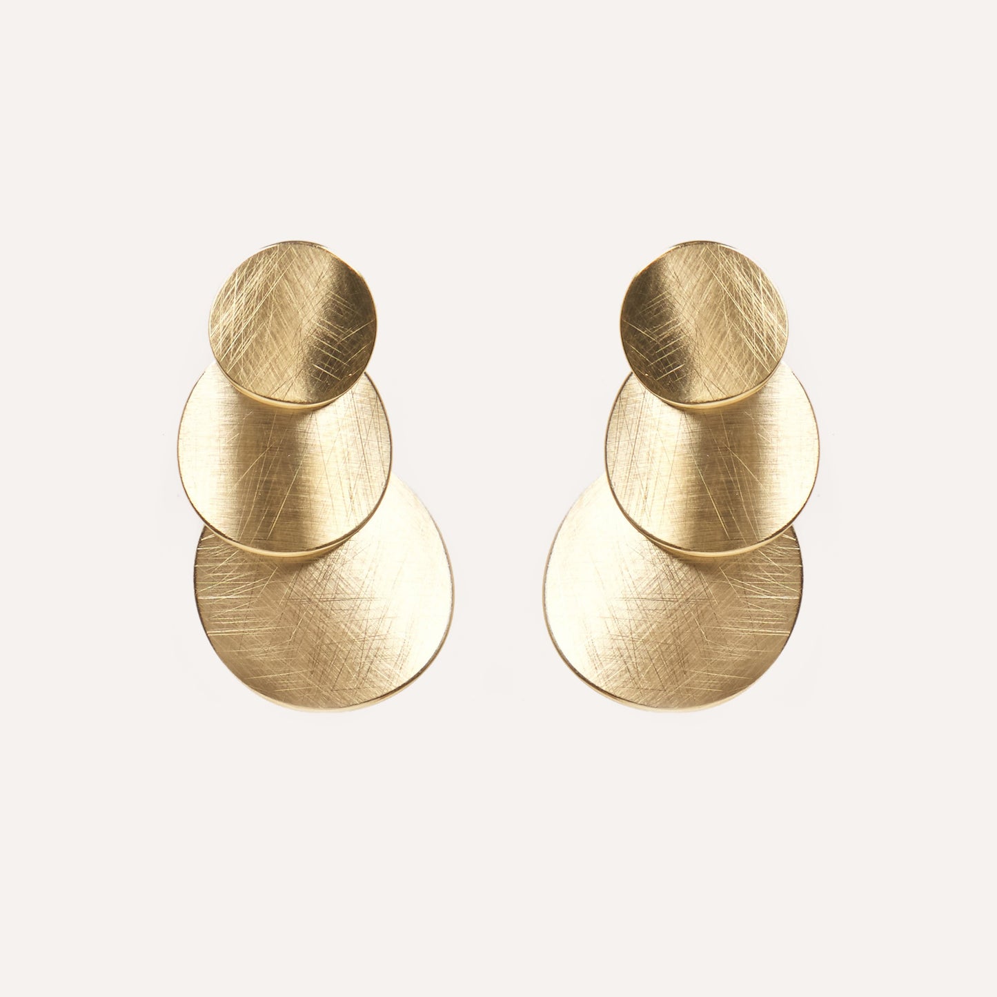 Pendientes 3 Círculos pequeños con Baño de Oro Mate