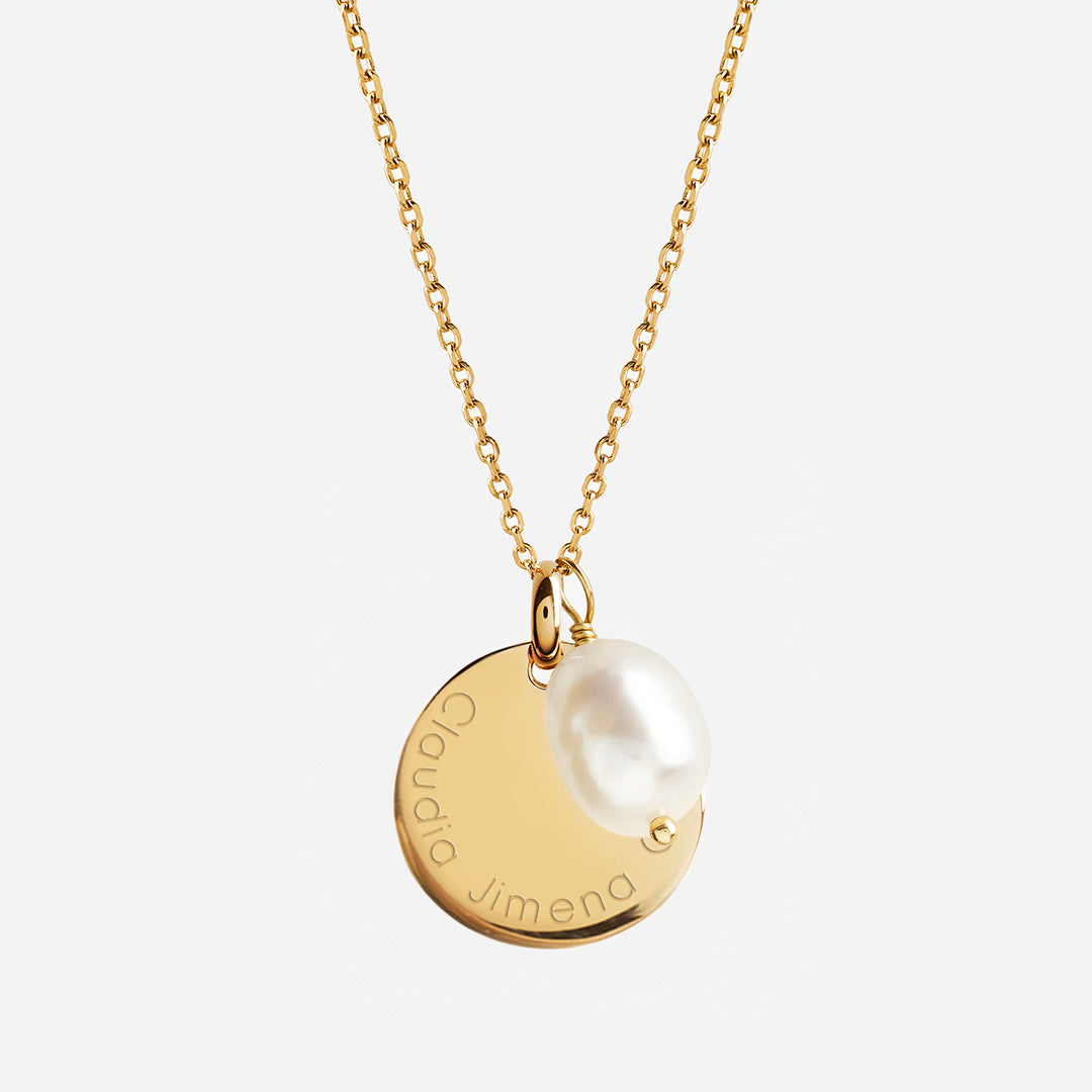 Collar Personalizado con Medalla grande con baño de Oro grabada y Perla