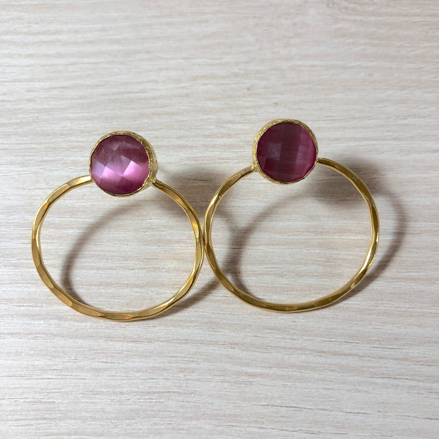 Pendientes Piedra Rosa Oscuro y Aro