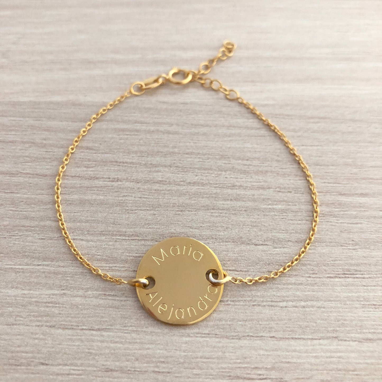 Pulsera Personalizada con chapa pequeña y cadena con Baño de Oro