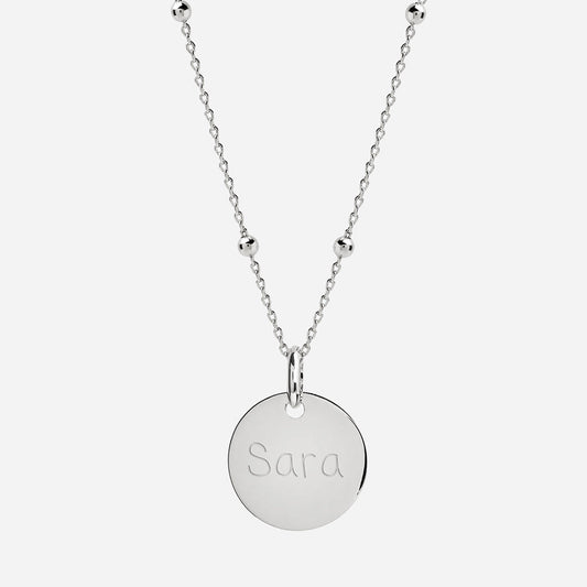 Cómo elegir un collar personalizado: nombre, inicial o fecha