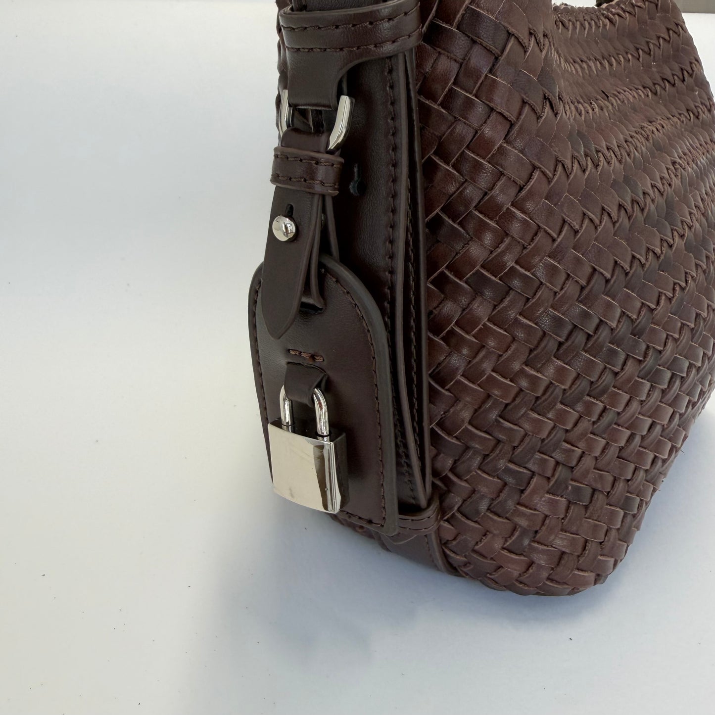 Bolso Bombonera Piel Trenzada Marrón Chocolate