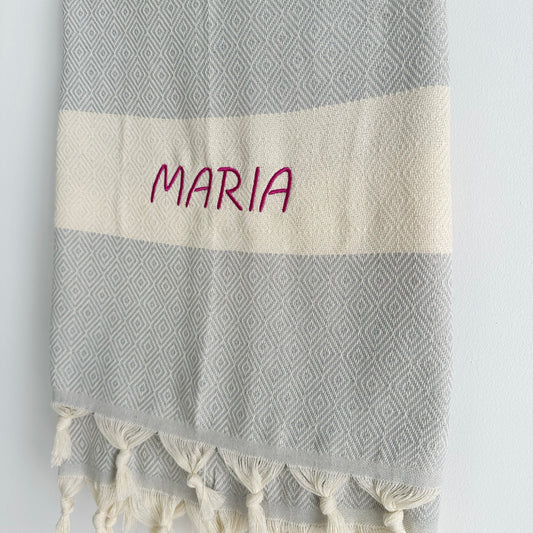 Toalla Pareo Gris Personalizada con Nombre Bordado