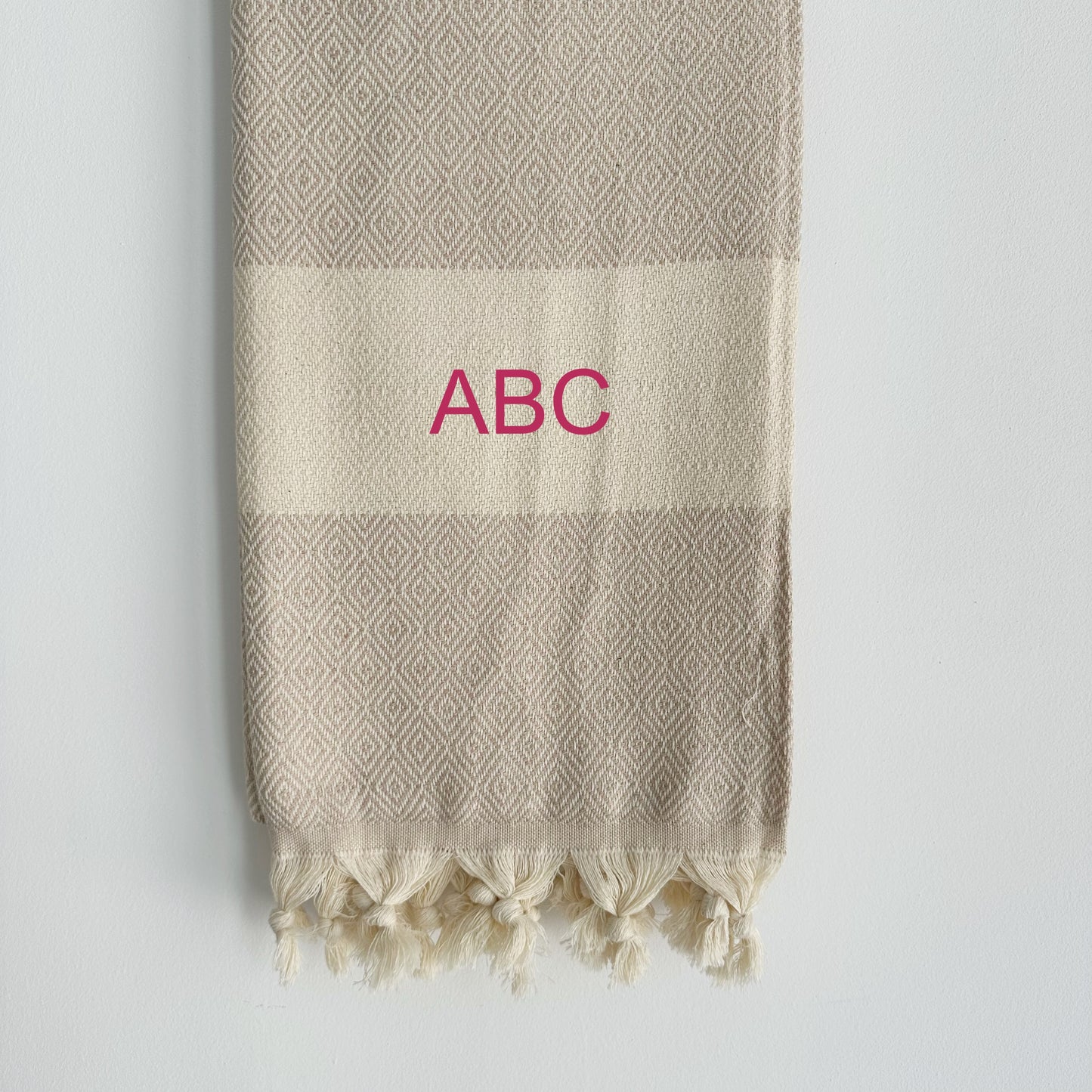 Toalla Pareo Beige Personalizada con Nombre Bordado