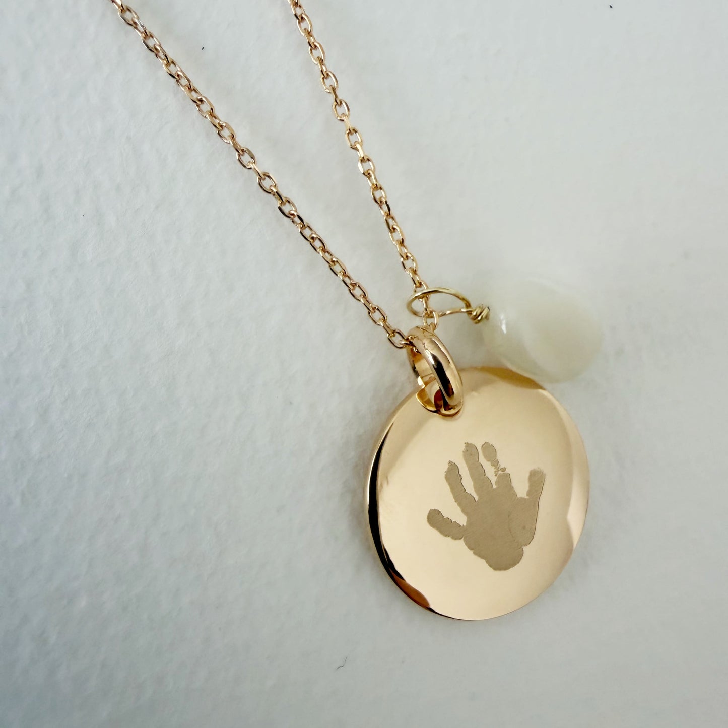 Collar Personalizado con Huella en Medalla grande con baño de Oro