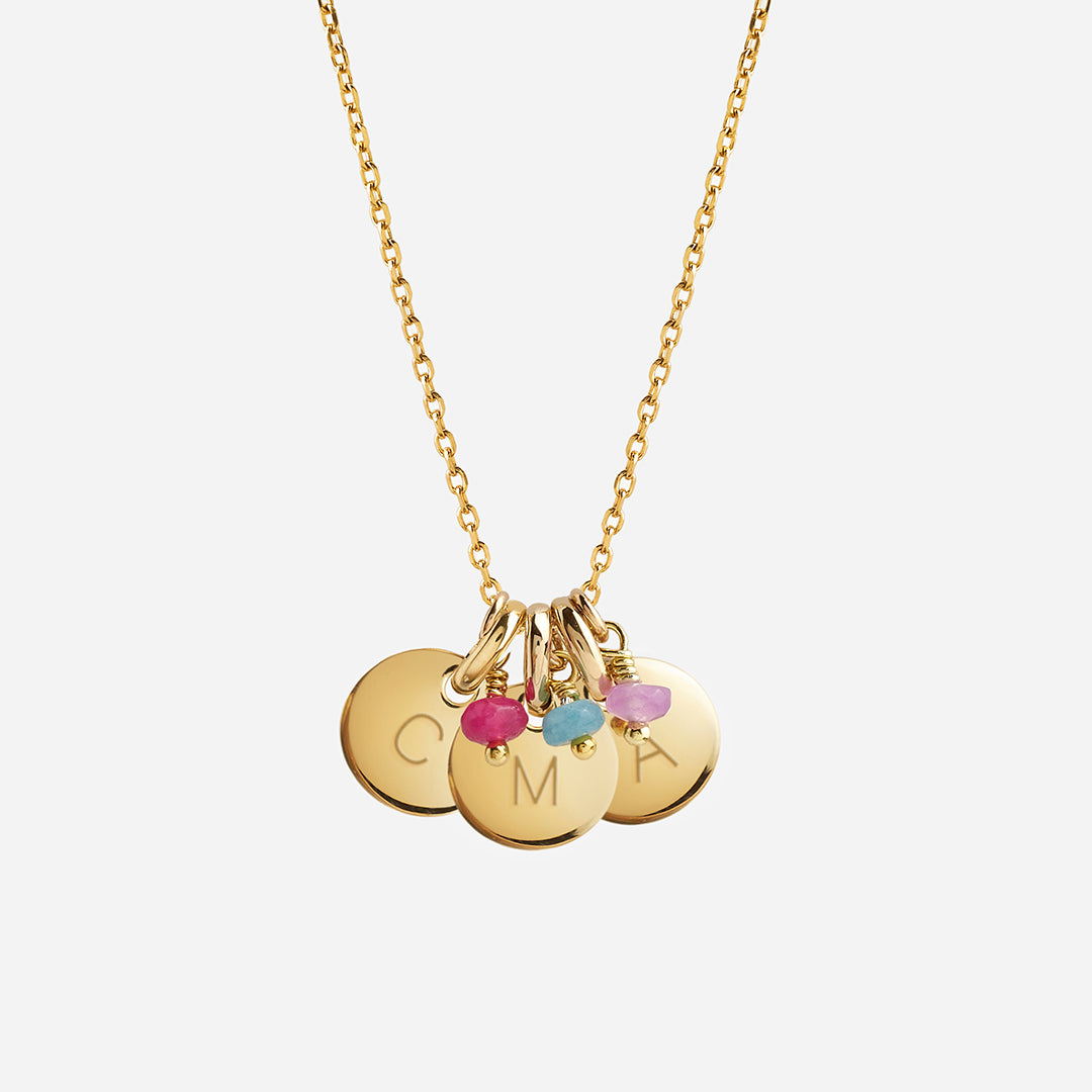 Collar Personalizado con 3 Medallas Pequeñas con Baño de Oro Y Piedras