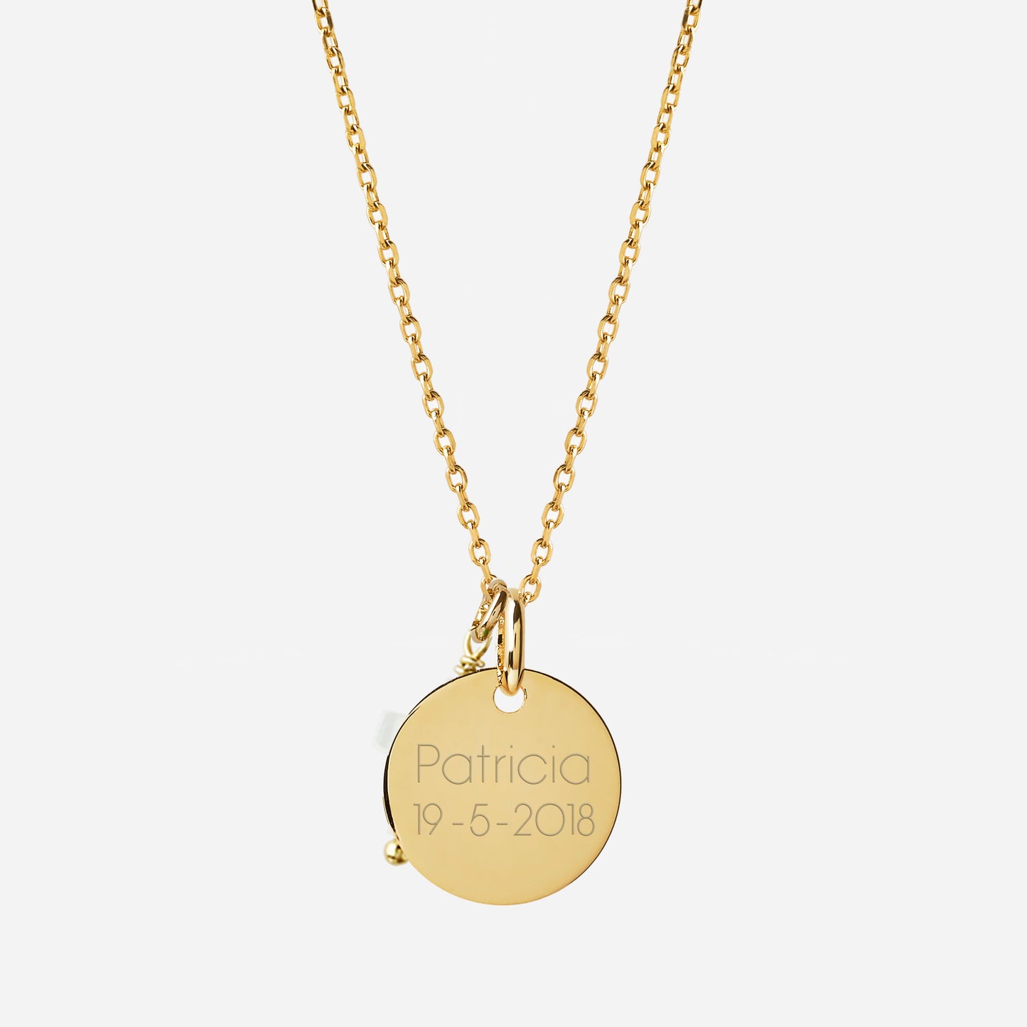 Collar con Medalla con Baño de Oro con Virgen Niña y Cruz de Nácar personalizable