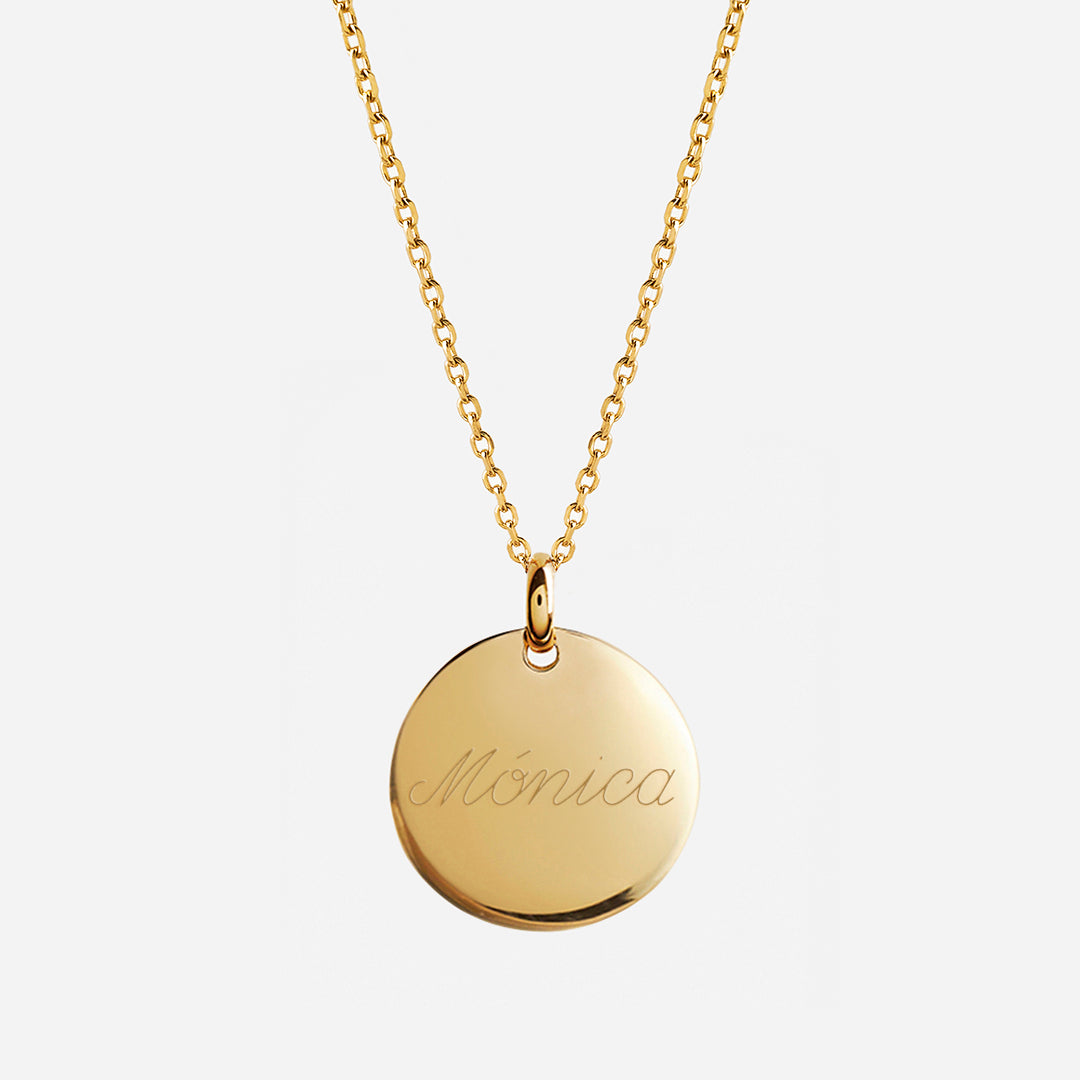 Collar Personalizado con Medalla grande con baño de Oro grabada