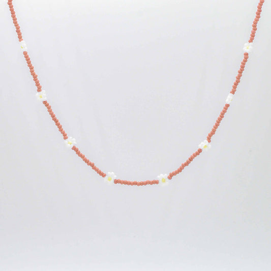 Collar de Bolitas Rosas con Flores