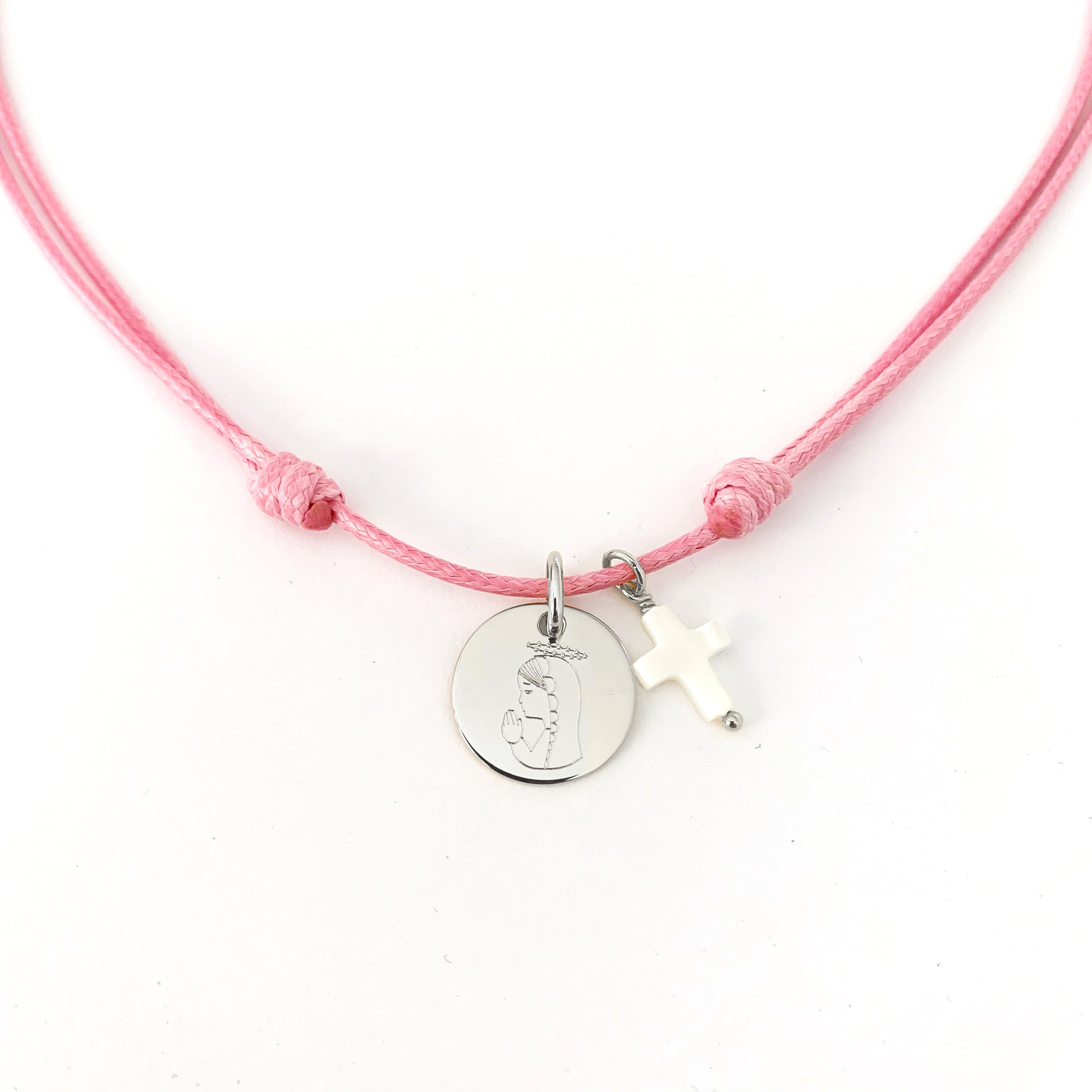 Collar Cordón con Medalla de Plata con Virgen Niña y Cruz de Nácar personalizable