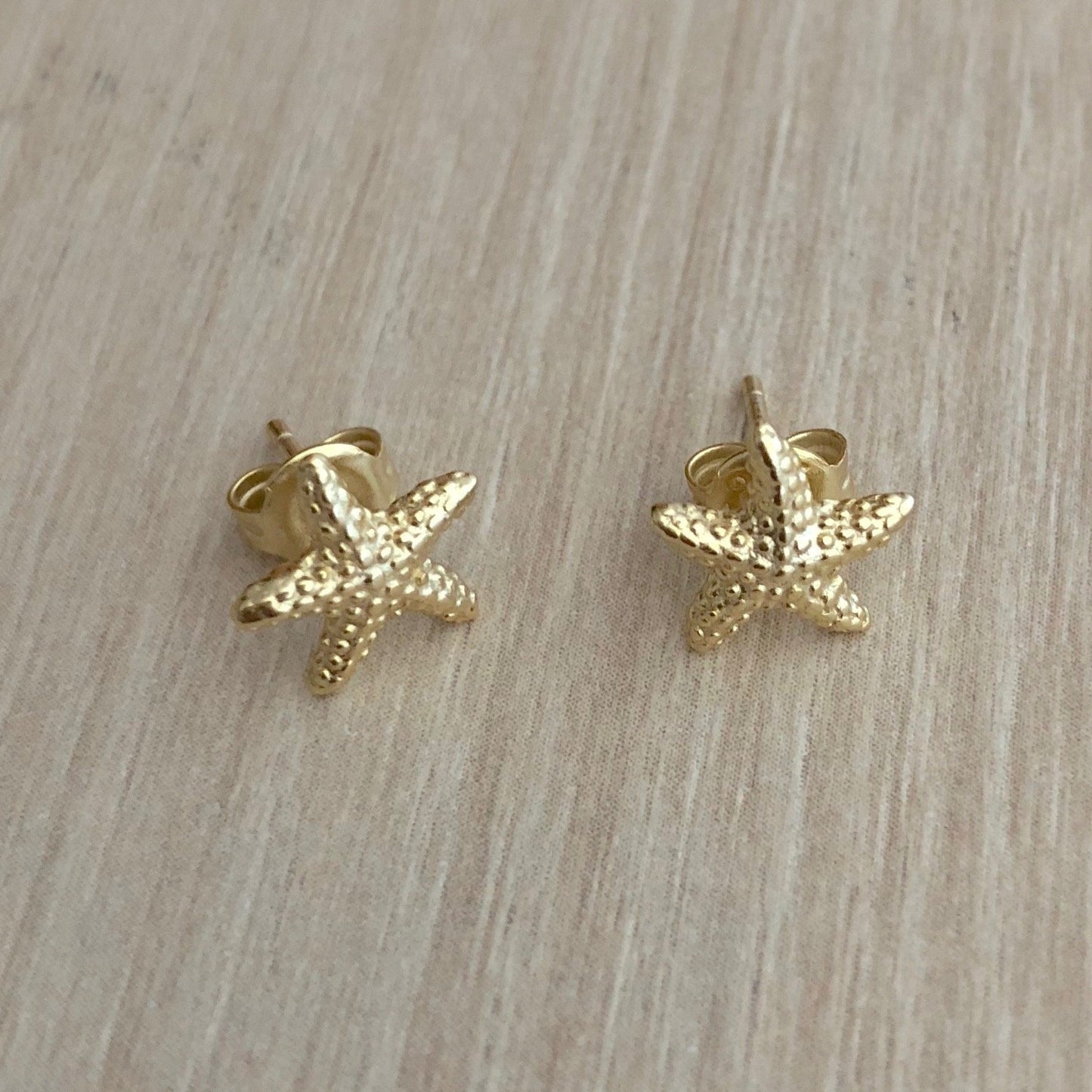 Pendientes Estrella de Mar de Plata con Baño de Oro