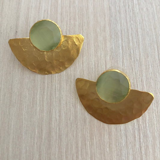 Pendientes Piedra Verde Agua y Semicírculo con Baño de Oro