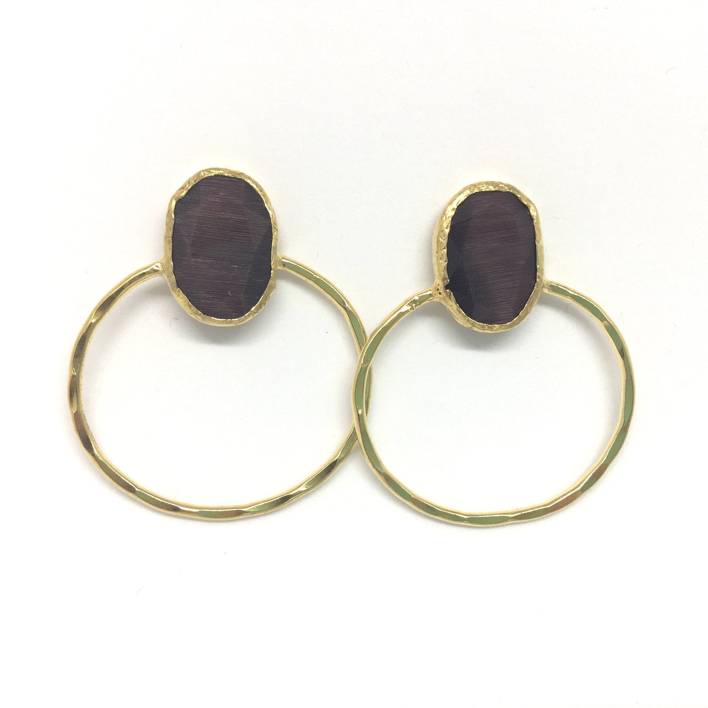 Pendientes fiesta piedra morada y baño de oro