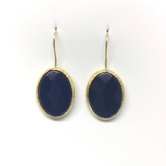 Pendientes con piedras colgantes de color azul marino