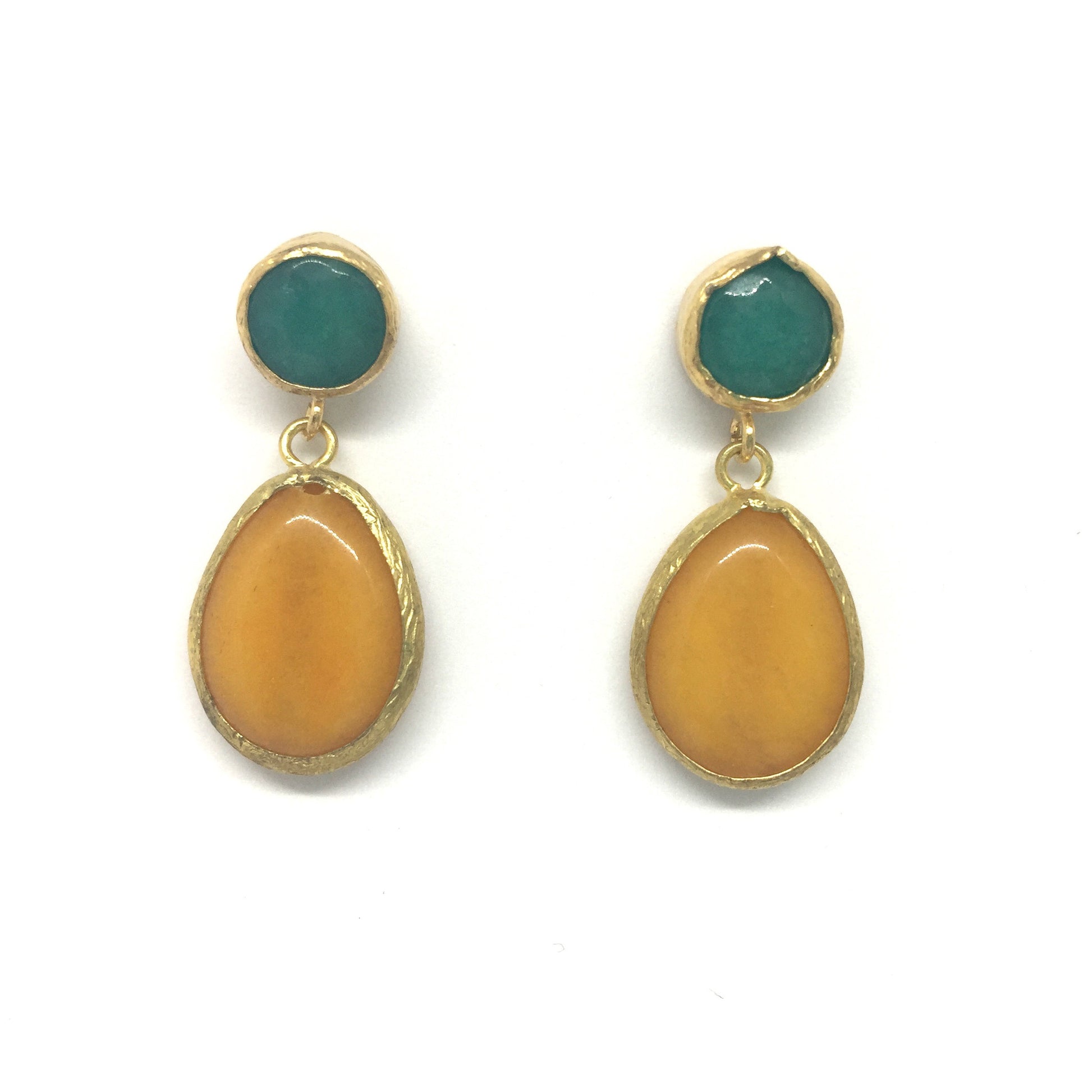Pendiente dos piedras de colores verde y mostaza